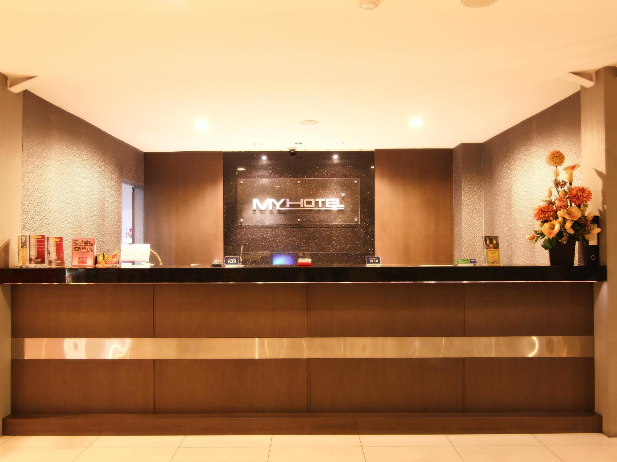 My Hotel ジャカルタ エクステリア 写真
